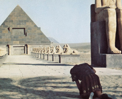 Marc Antony kneeling at pyramid