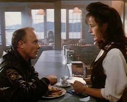 Ed Harris and Bonnie Bedelia